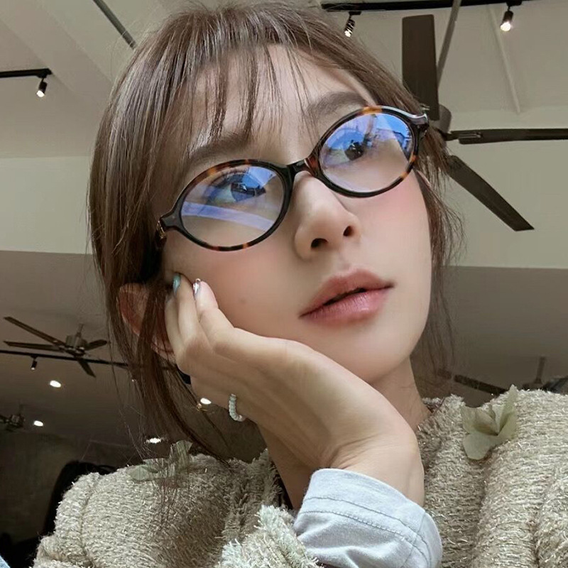 Vintage Oval Sunglasses Women  - مراجعة Luxury Lifestyle Store وسعره