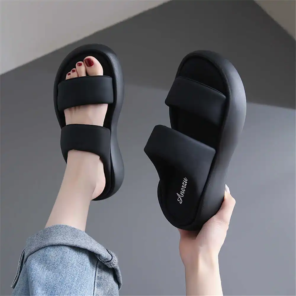 Size 39 Strips Summer Shoes Sa - مراجعة Luxury Lifestyle Resorts وسعره