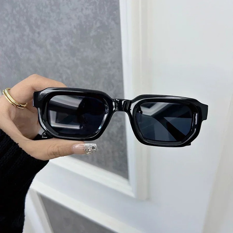 Luxurious Rectangle Sunglasses - مراجعة Luxury Lifestyle Store وسعره