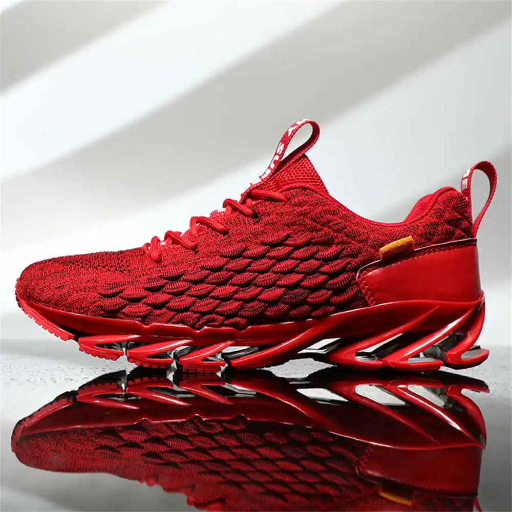 size 44 size 39 walking shoes  - مراجعة Luxury Lifestyle Goods وسعره