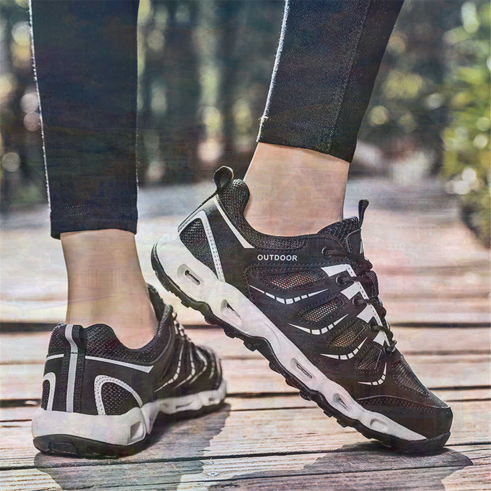 Sumer Round Tip Silver Sneaker - مراجعة Luxury Lifestyle Goods وسعره