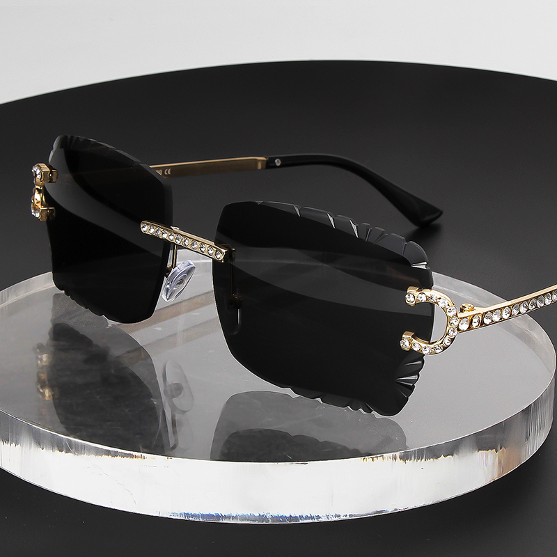 Fashion Rimless Square Sunglas - مراجعة Luxury Lifestyle Store وسعره