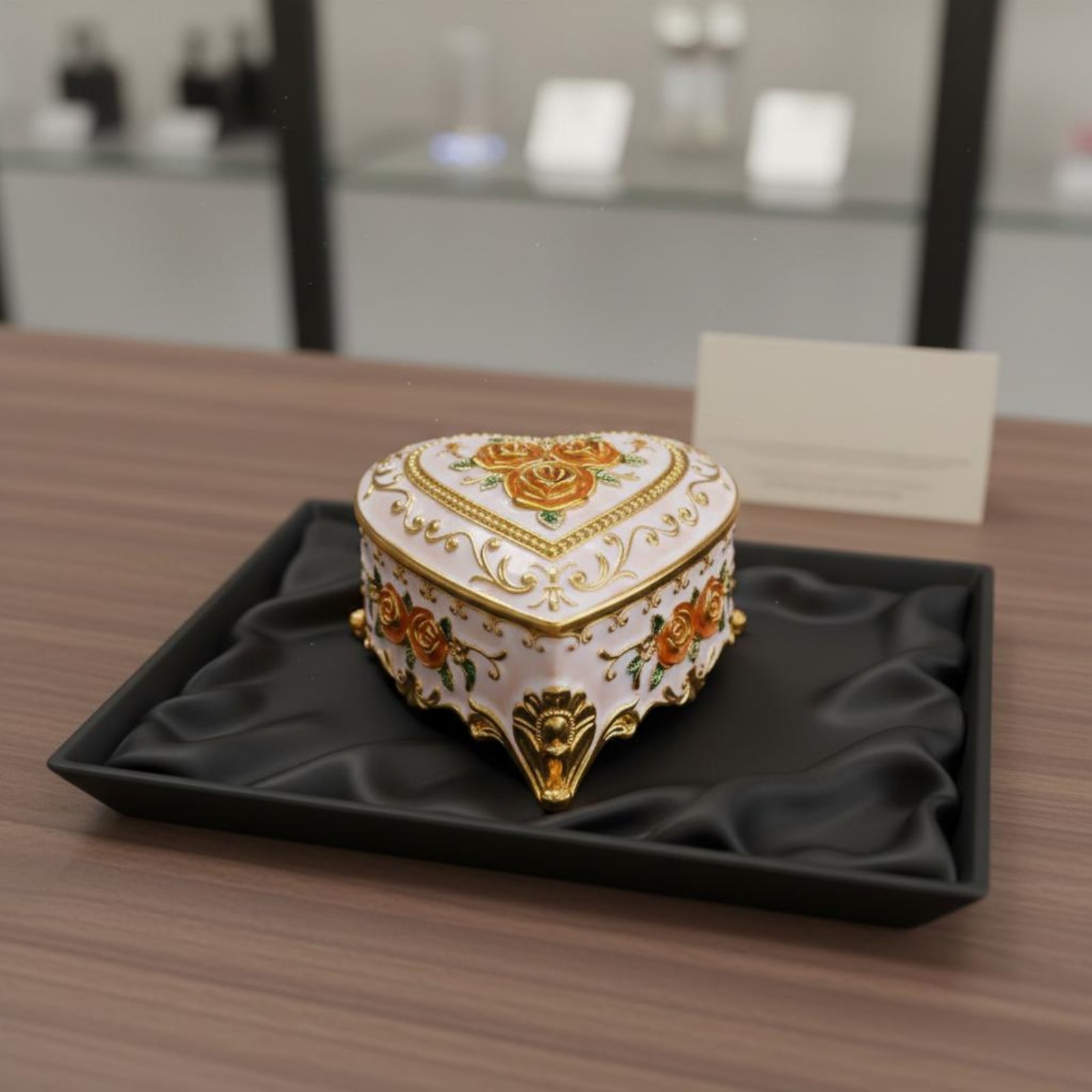 Floral Pattern Jewelry Box Ena - مراجعة Velvet Jewelry Box وسعره