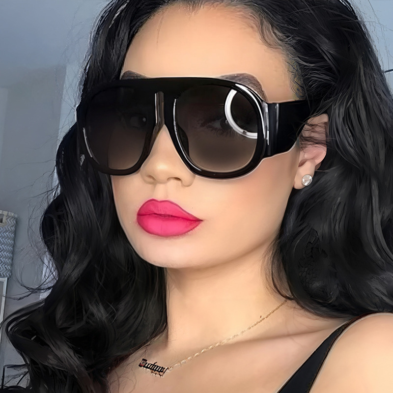 Vintage Luxury Brand Designer  - مراجعة Luxury Lifestyle Store وسعره