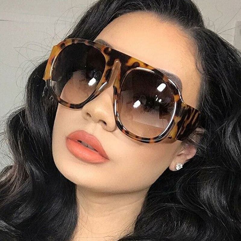 Vintage Luxury Brand Designer  - مراجعة Luxury Lifestyle Store وسعره
